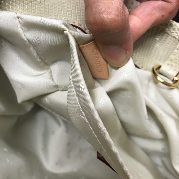 Auth Louis Vuitton Monogram glitter purse - Picture 4 of 8